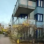 Διαμέρισμα Klinik Nrz & Flugplatznaehe *