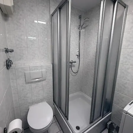 Klinik Nrz & Flugplatznaehe شقة