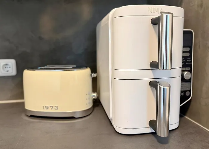 Klinik Nrz & Flugplatznaehe * ماغديبورغ